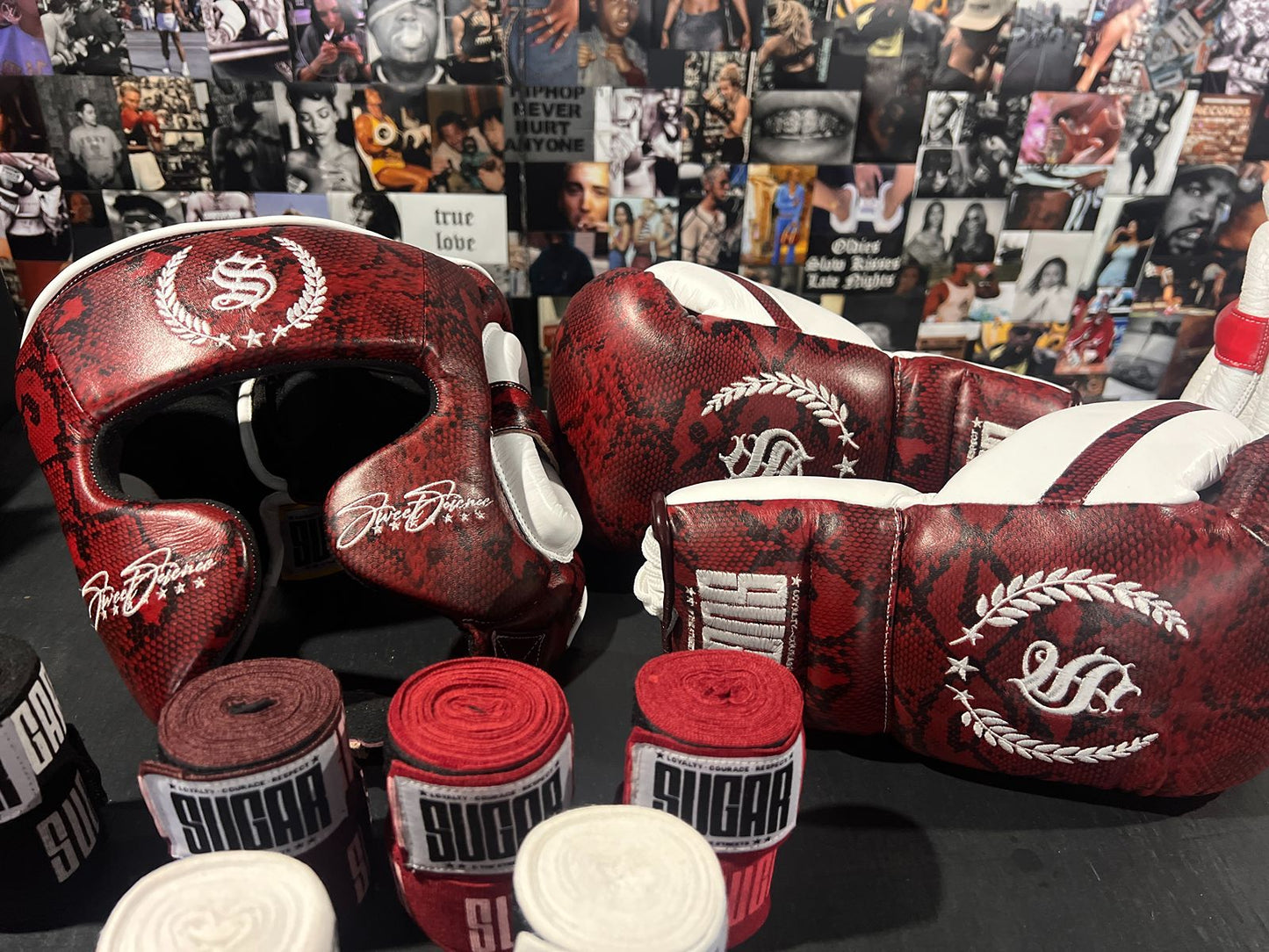 Red Snakeskin Size M Boxing Head Guard