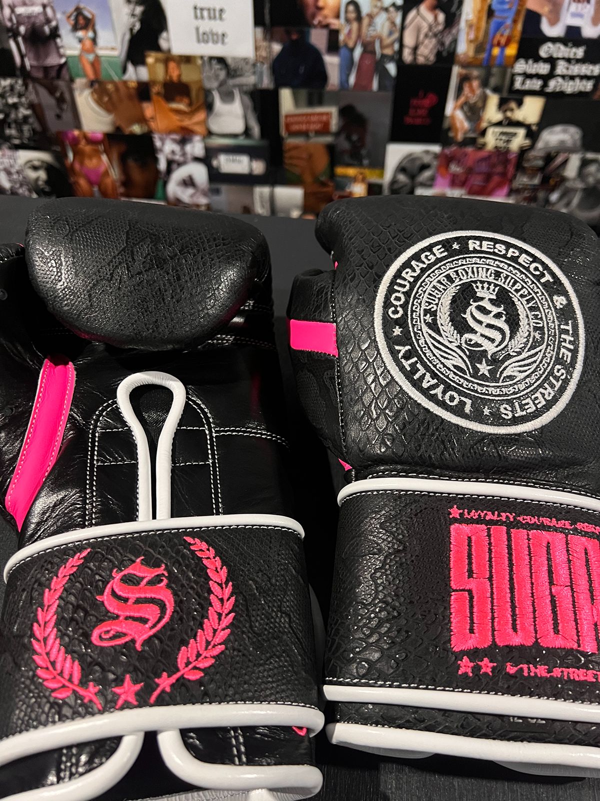 Black Snakeskin Magenta and White 12Oz Velcro Boxing Gloves